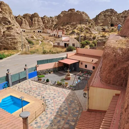Cueva Antonia Holiday home *